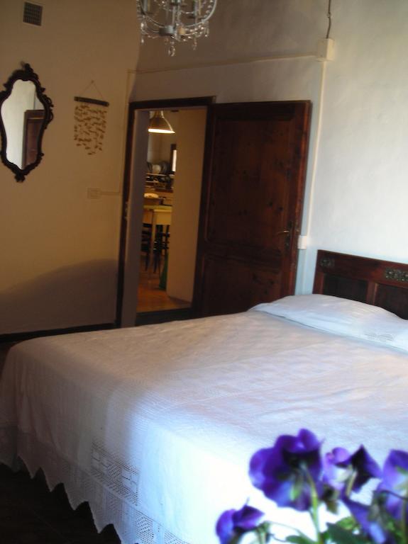 La Casa Di Dina Apartment Castelmuzio Room photo